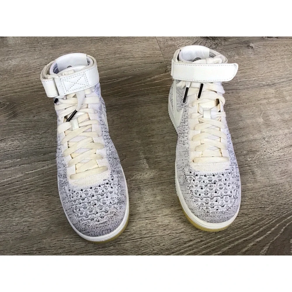 Nike Air Force 1 Womens Ultra Flyknit Sneakers Ankle 818018-101  Shoes Size 8.5